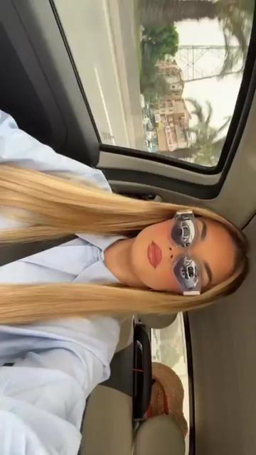 @Mounia Benfeghoul