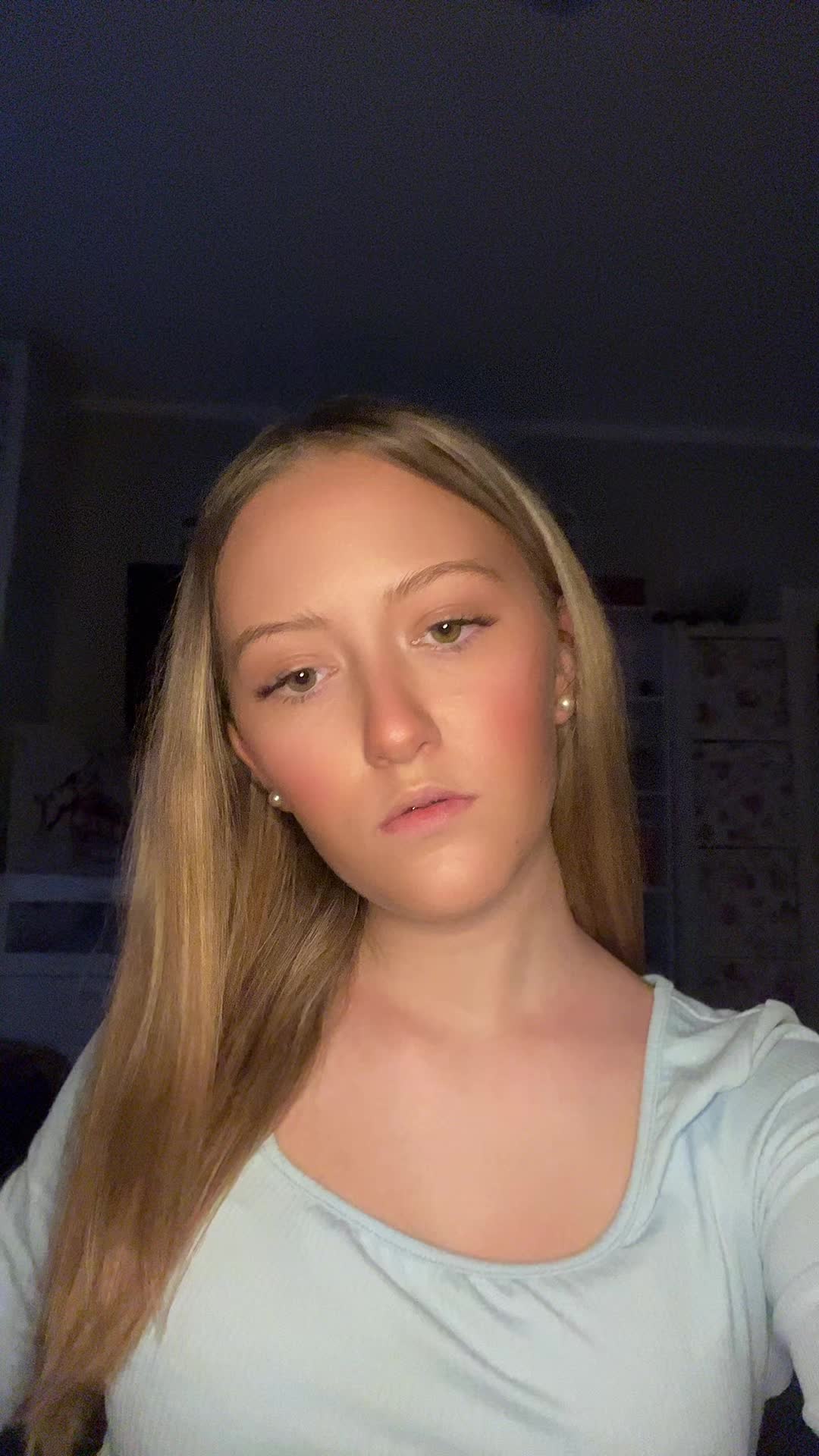 @Janina_clgn08