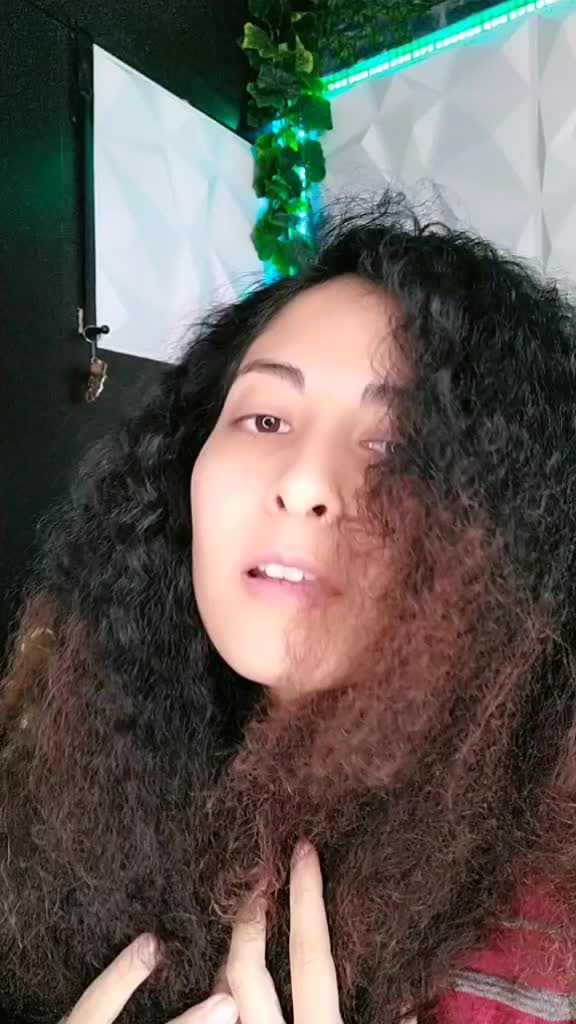 @Elisa L. Vázquez