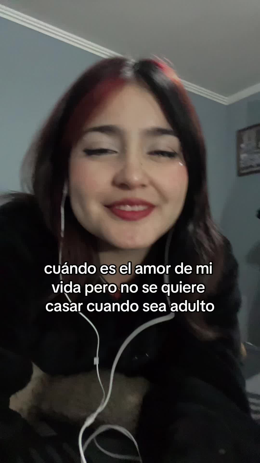 @:3