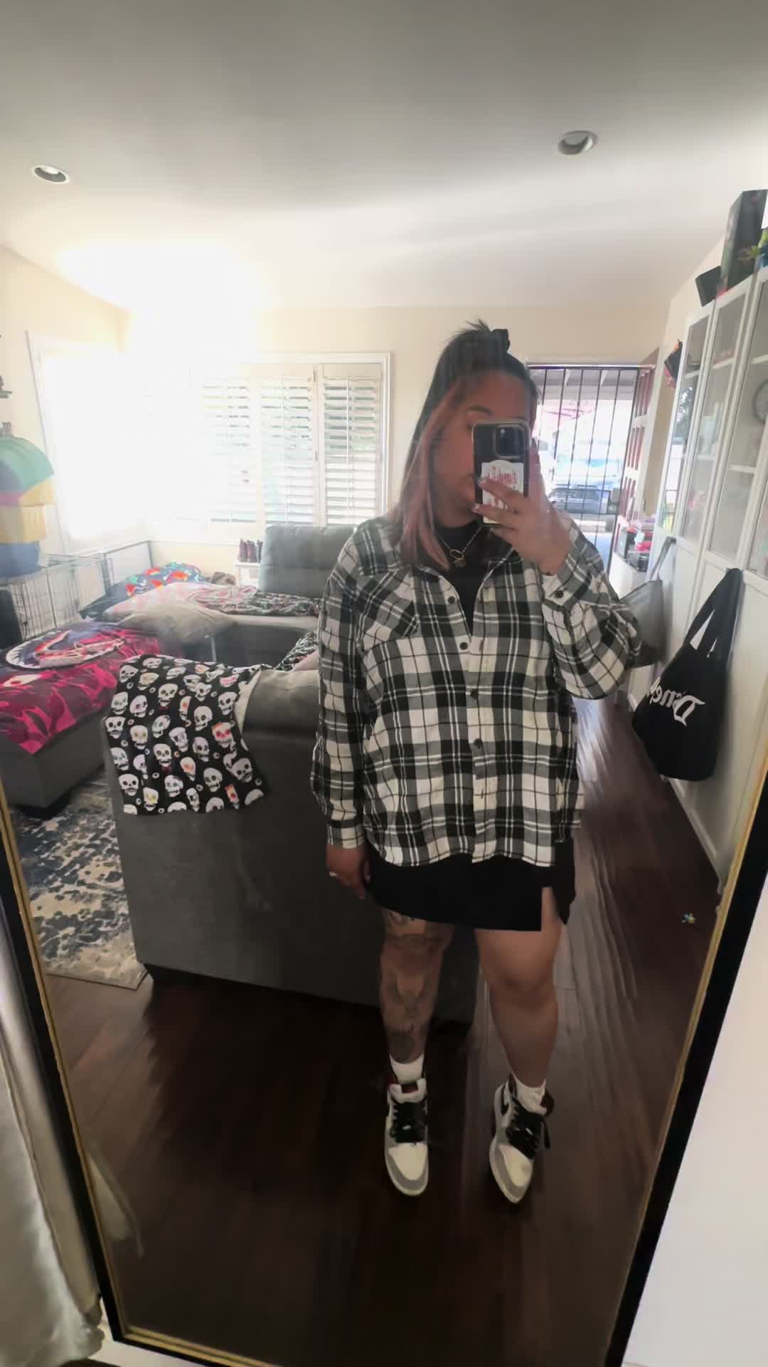 @Natasha 🖤