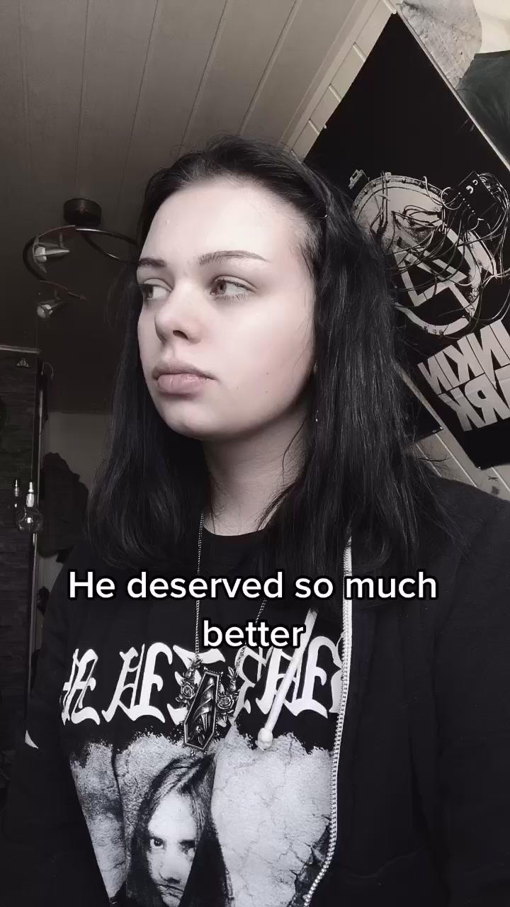 @Alina Marie 🖤