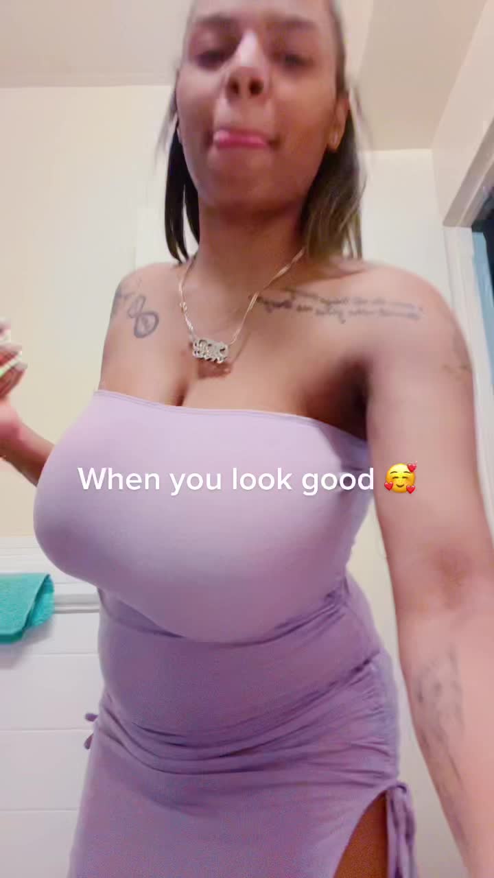 @QueenLiv