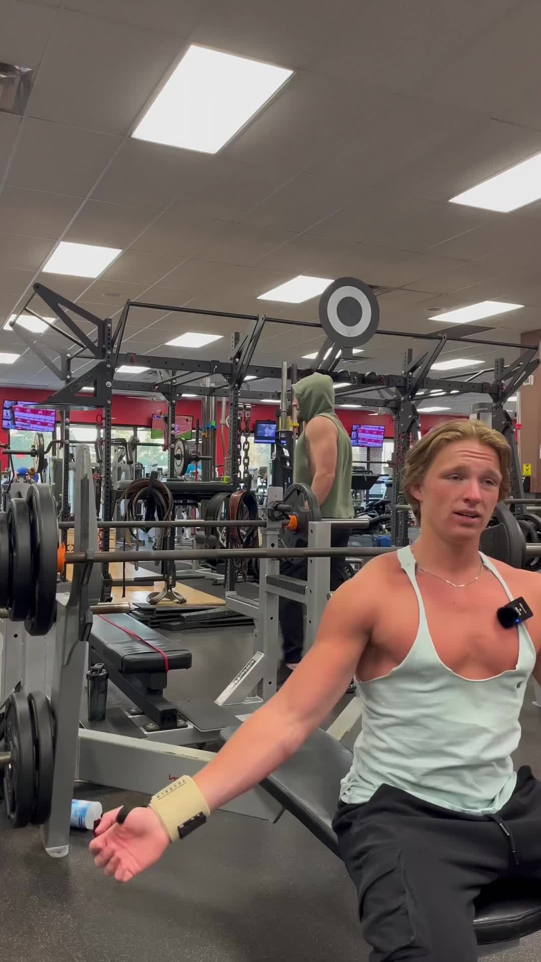 @jackedtholen