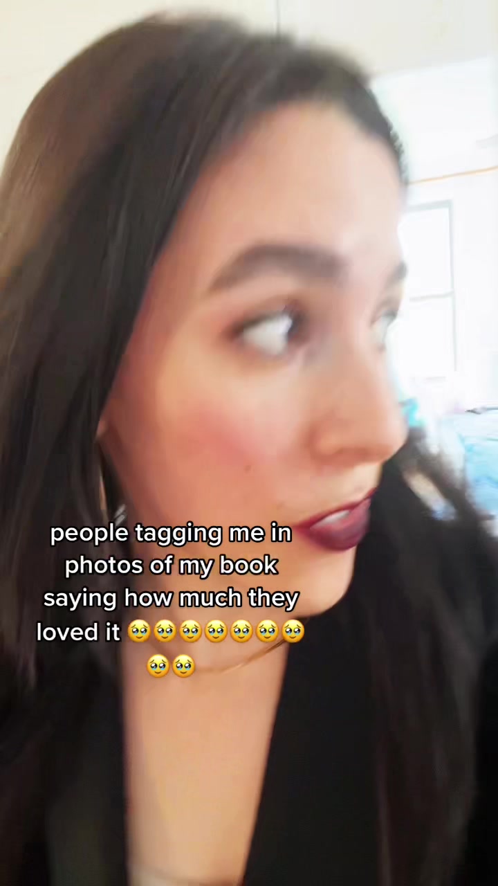 @Isabel Ca&ntilde;as