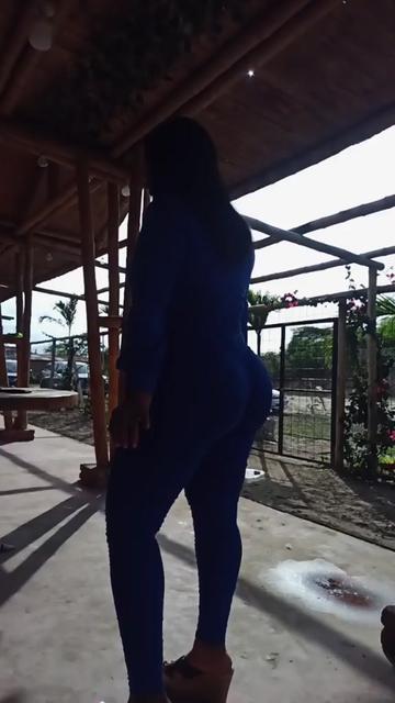 @yanerivelez