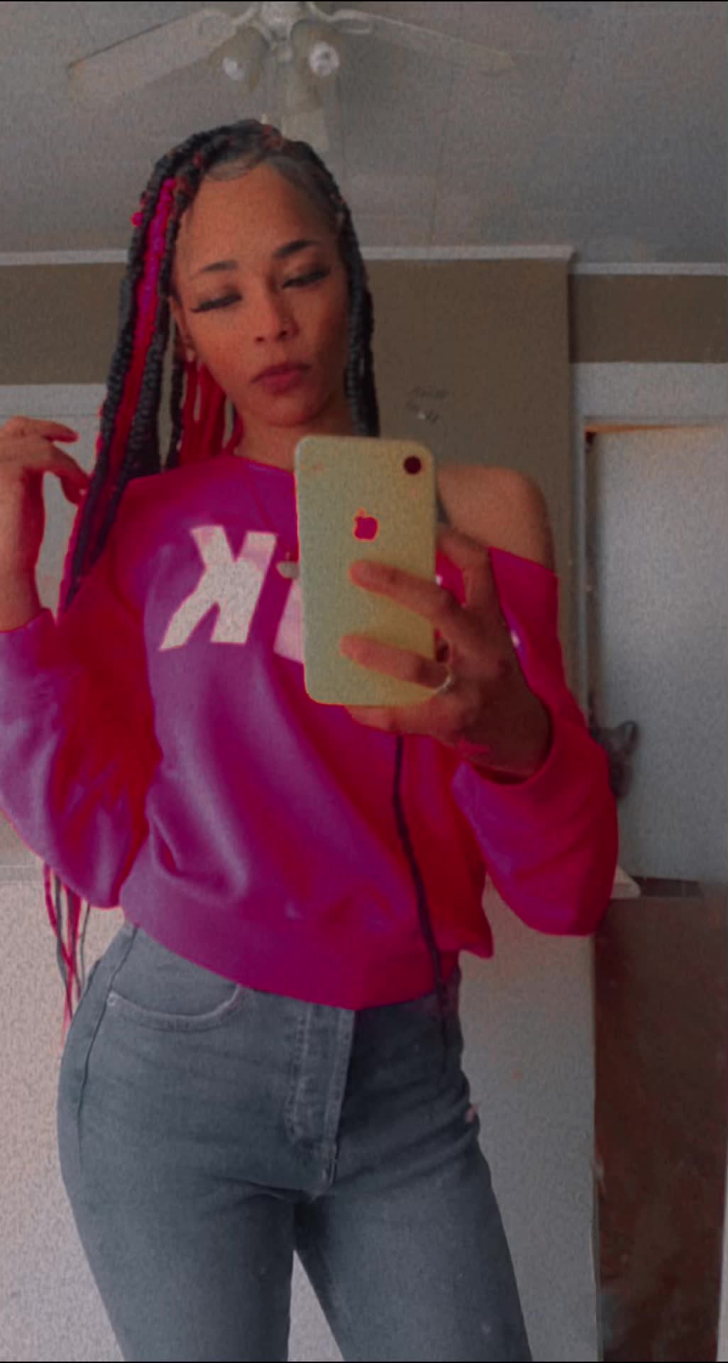 @PrettyHaz😈