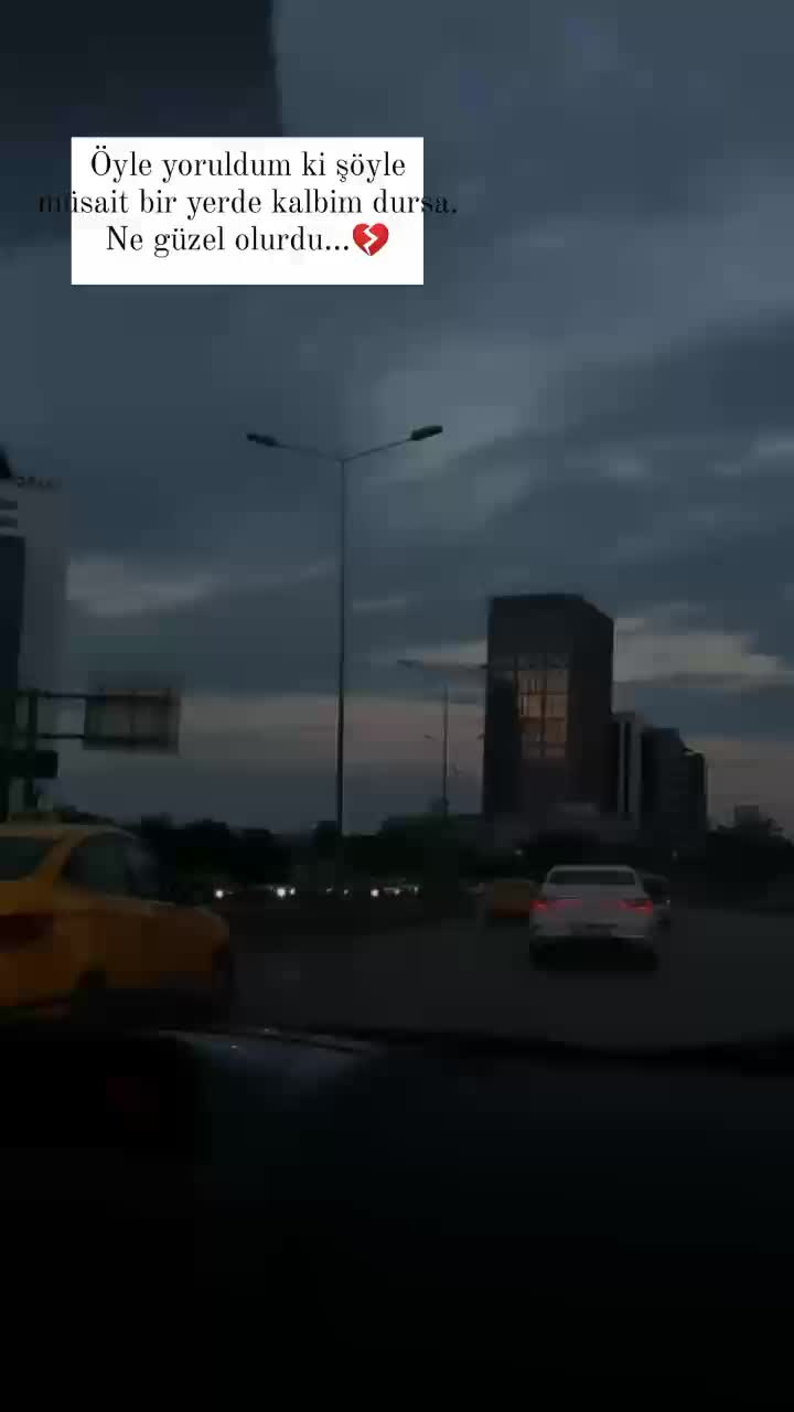 @Sende Kaldı Yüreğim🥀