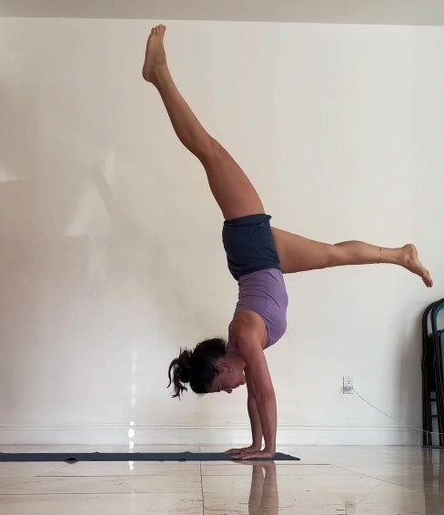 @Nivineyoga