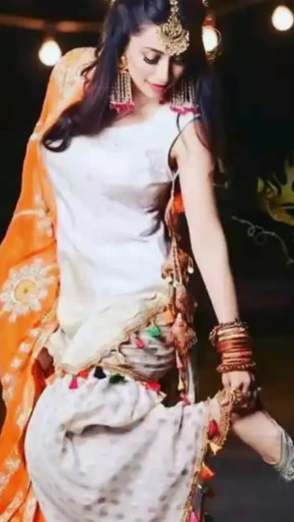 @🙂RIYA GURJAR🙂