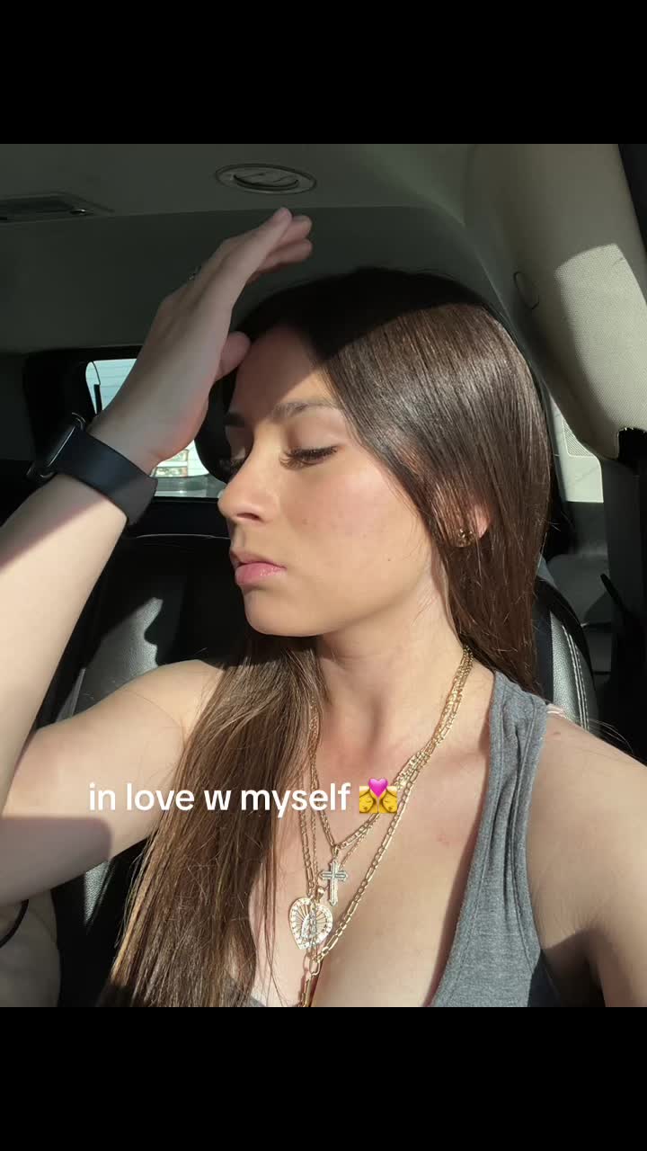 @iheartherboobiiess