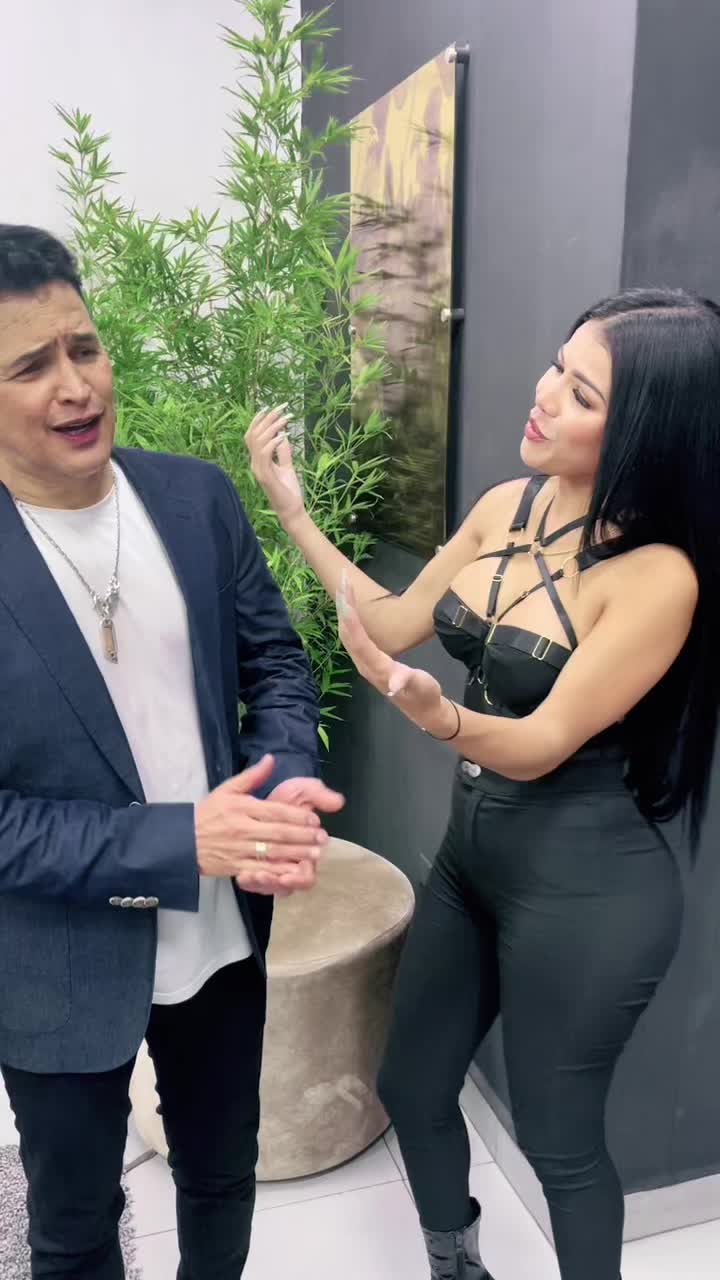 @La Diva Del Vallenato