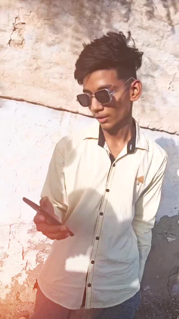 @m r max raj 01