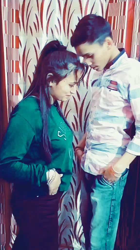 @Naina(gugglo)❤❤
