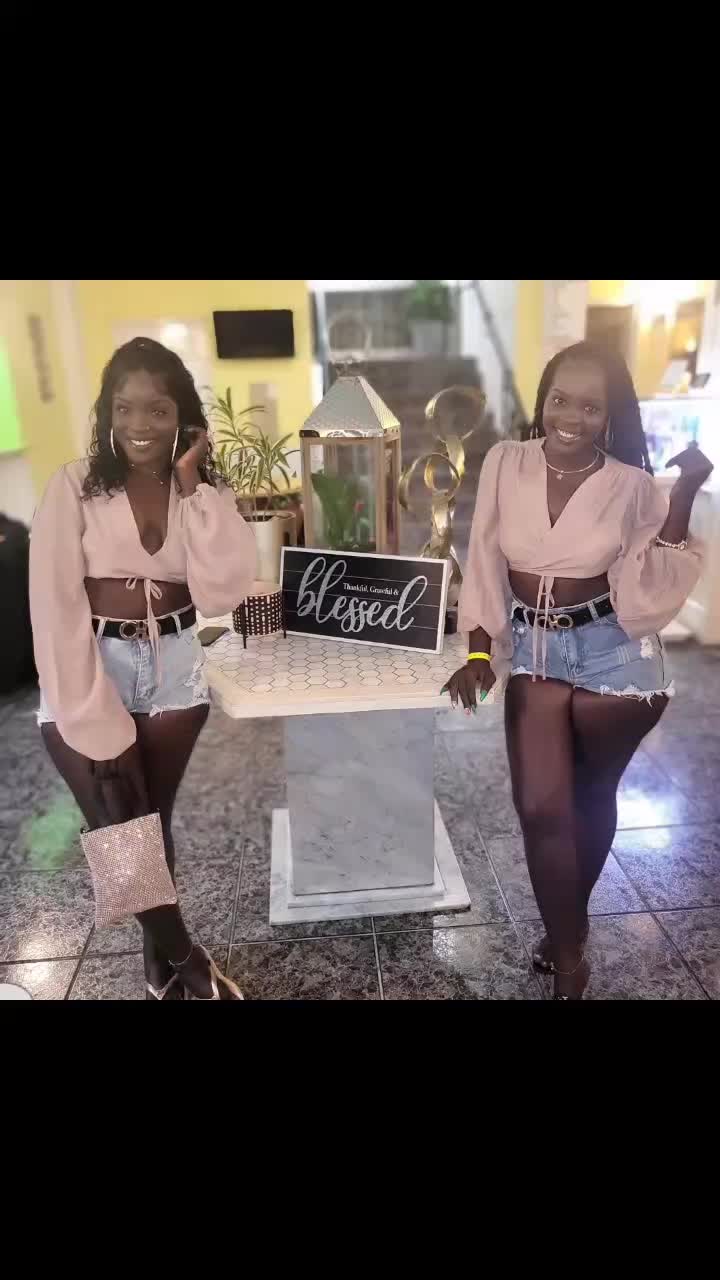 @empressalecia_too