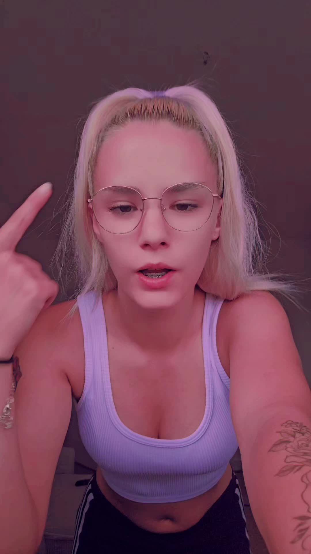 @Queen