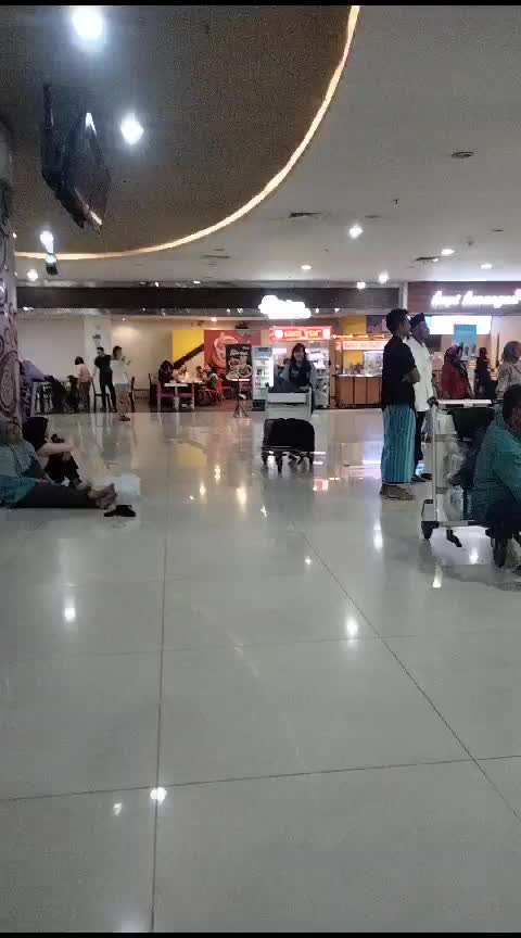 @user5756606697817