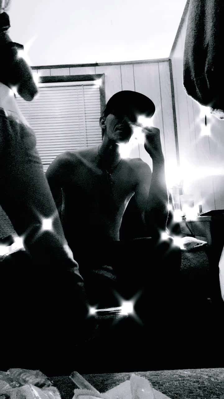 @EmilyTaraisabadbunny;)