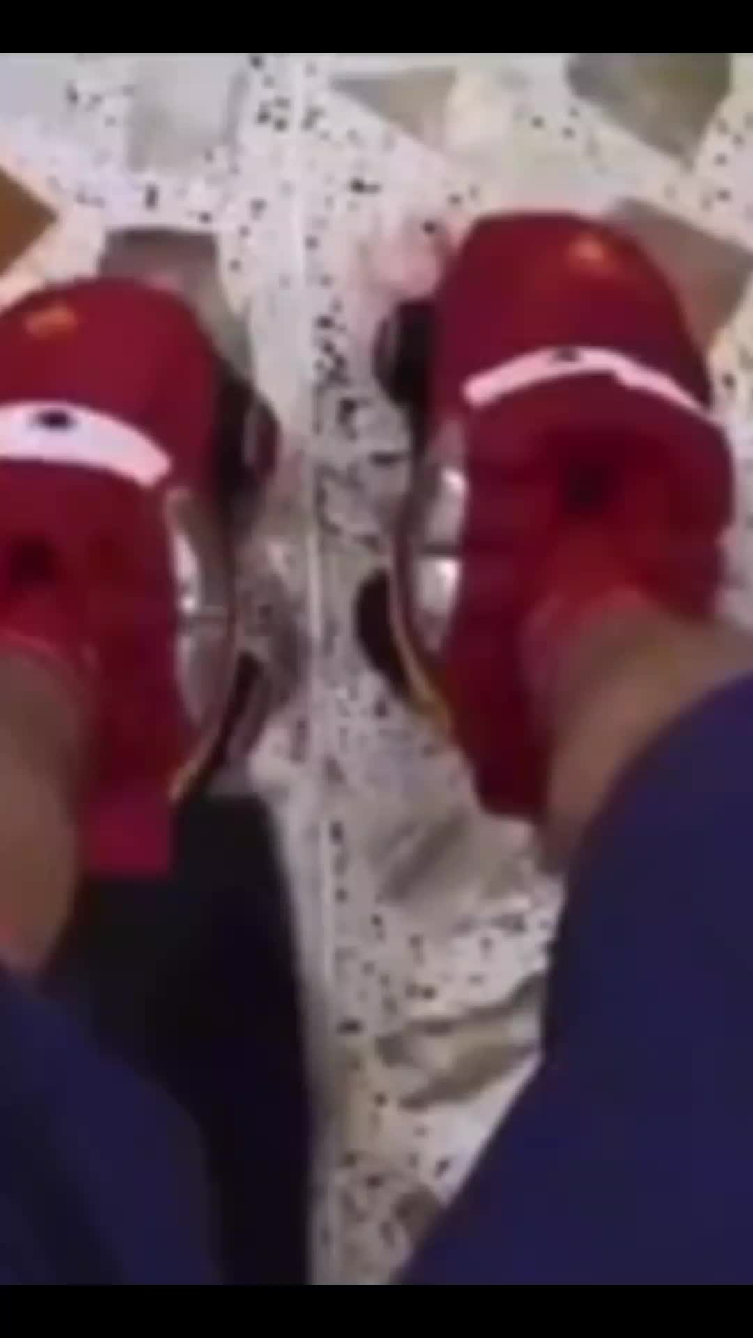 @🥺