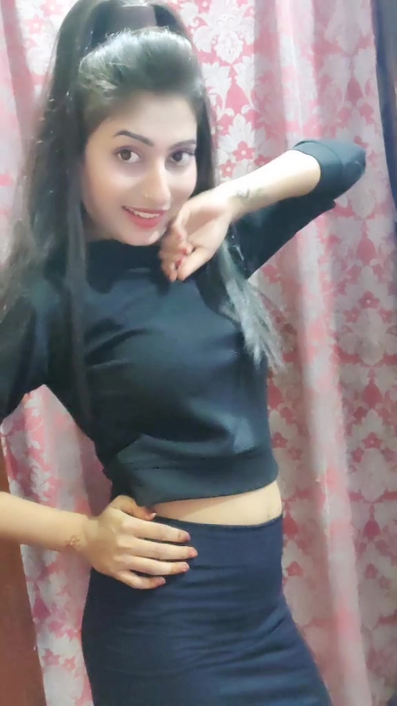 @Gorakhpuriya girl (Honey)😊