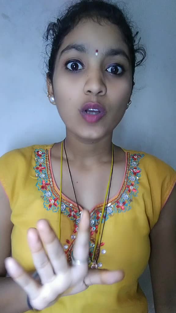 @😍marathi__mulgi😉