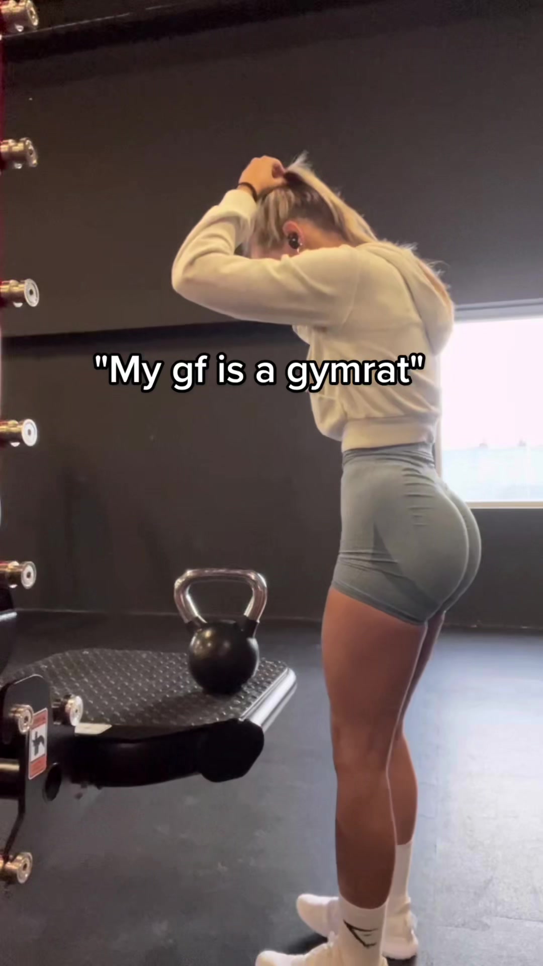 @Monnie