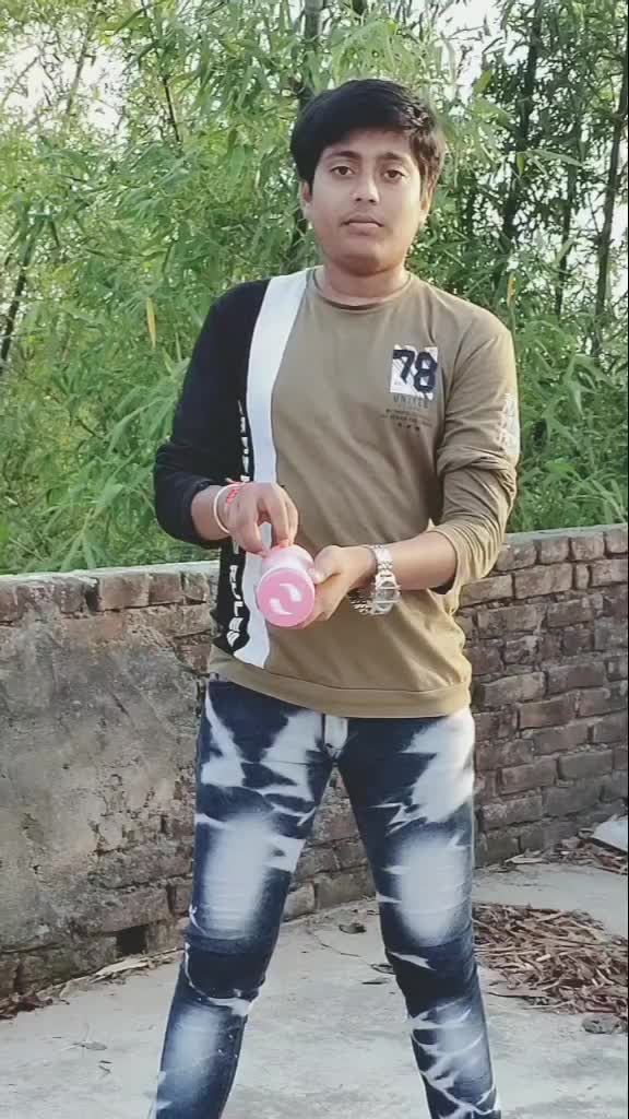 @Laksh Roy 🥰