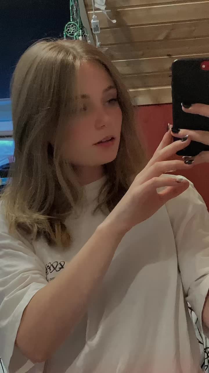 @Nanuu