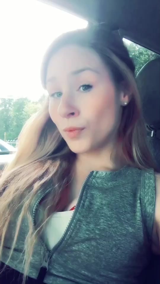 @blondebeliever_