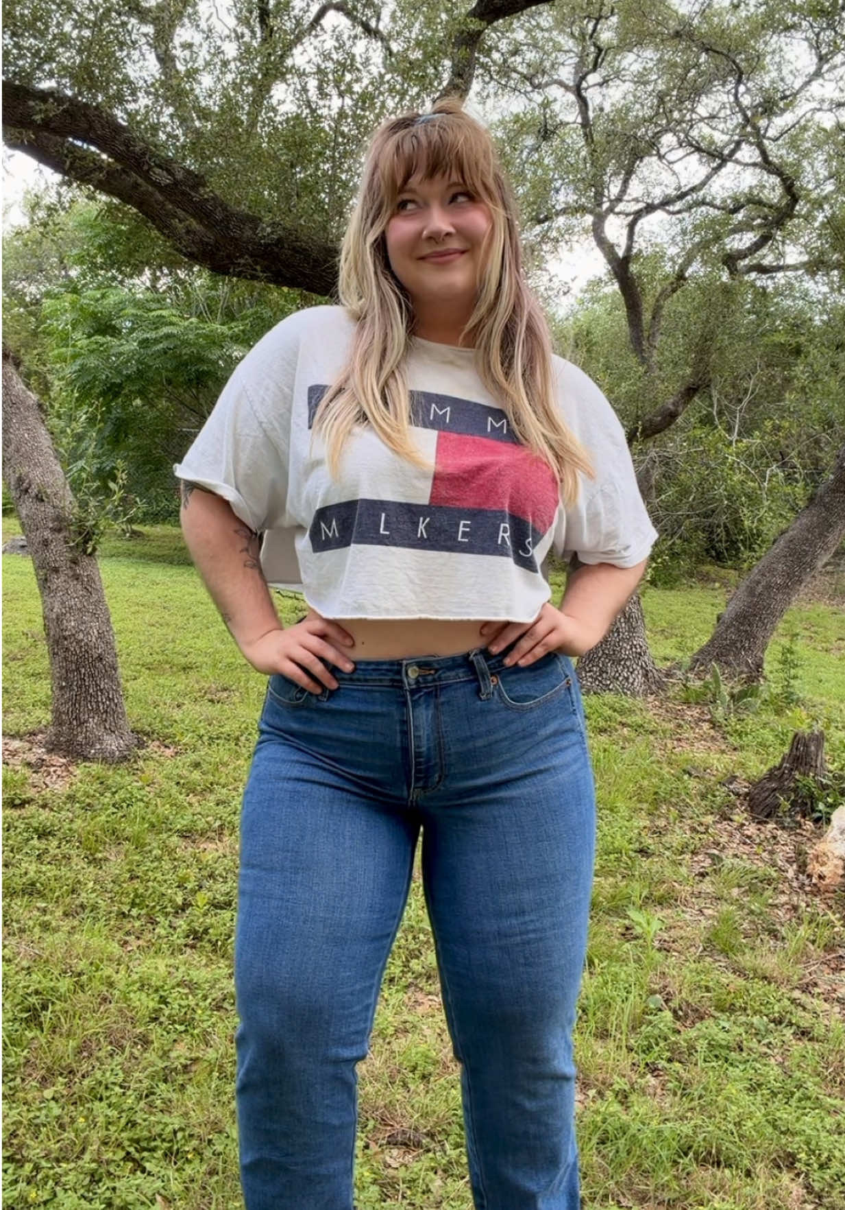 @earthlyemily