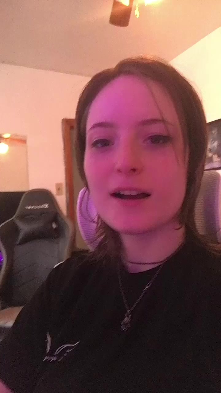 @Purrfina