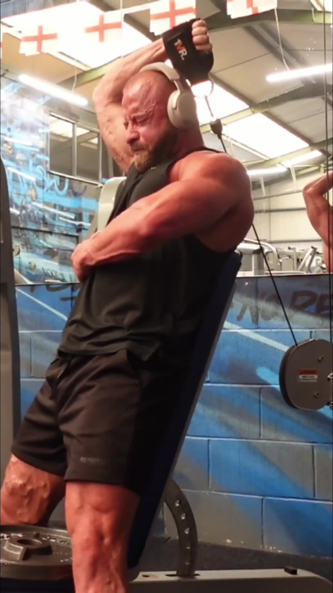 @Jan Pekdemir | Physique Coach