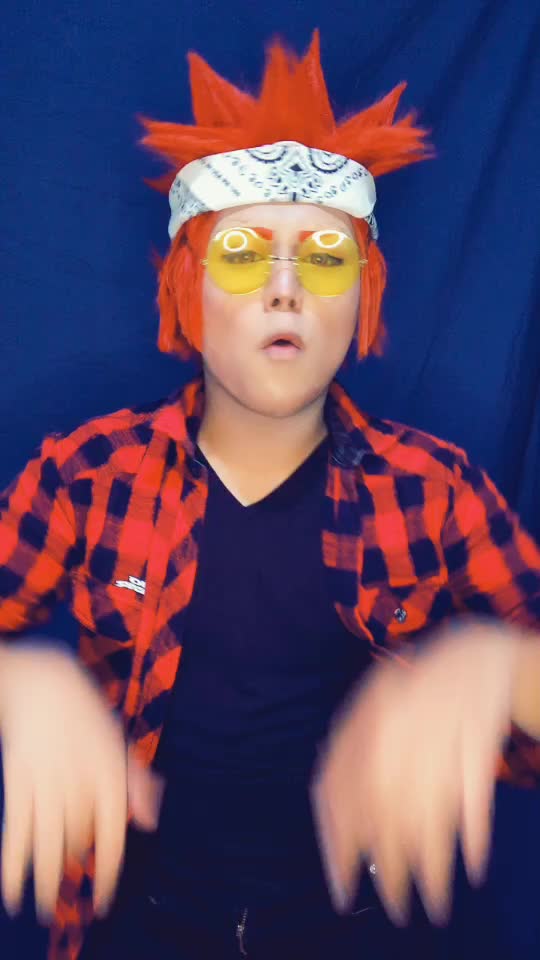 @Random_Cosplayz