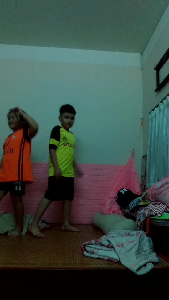 @Gấu tik tok