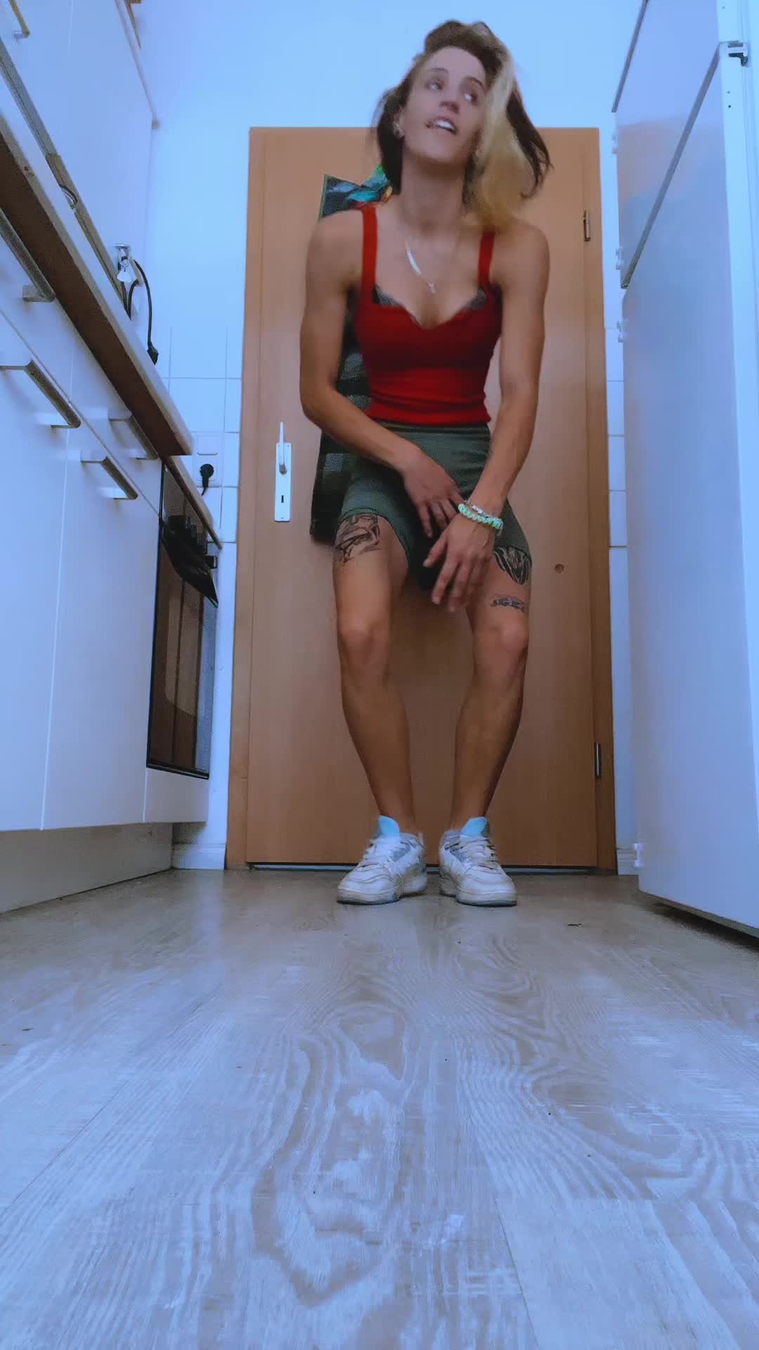 @Hexe_JJ
