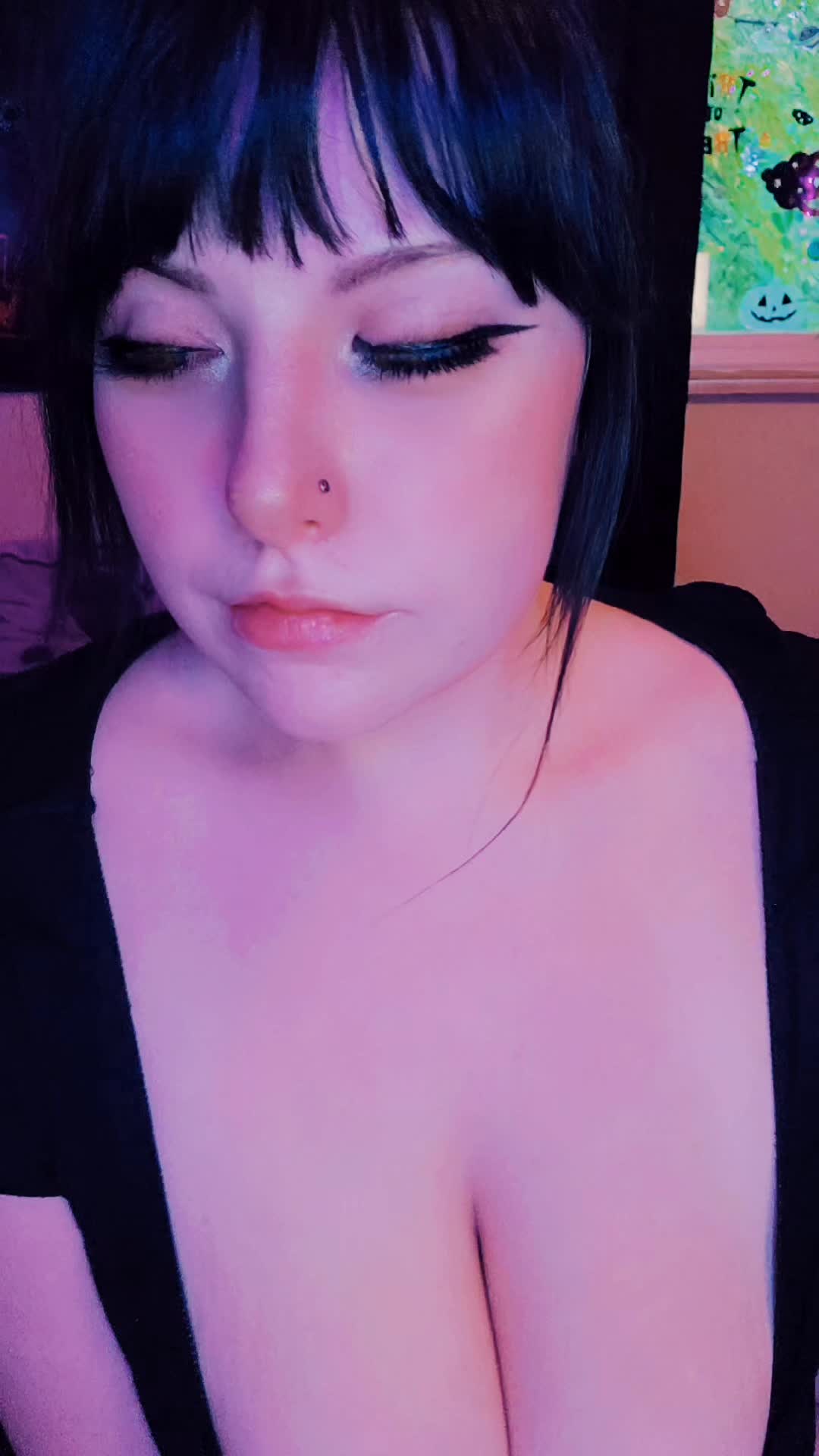@ThiccGhostGirl