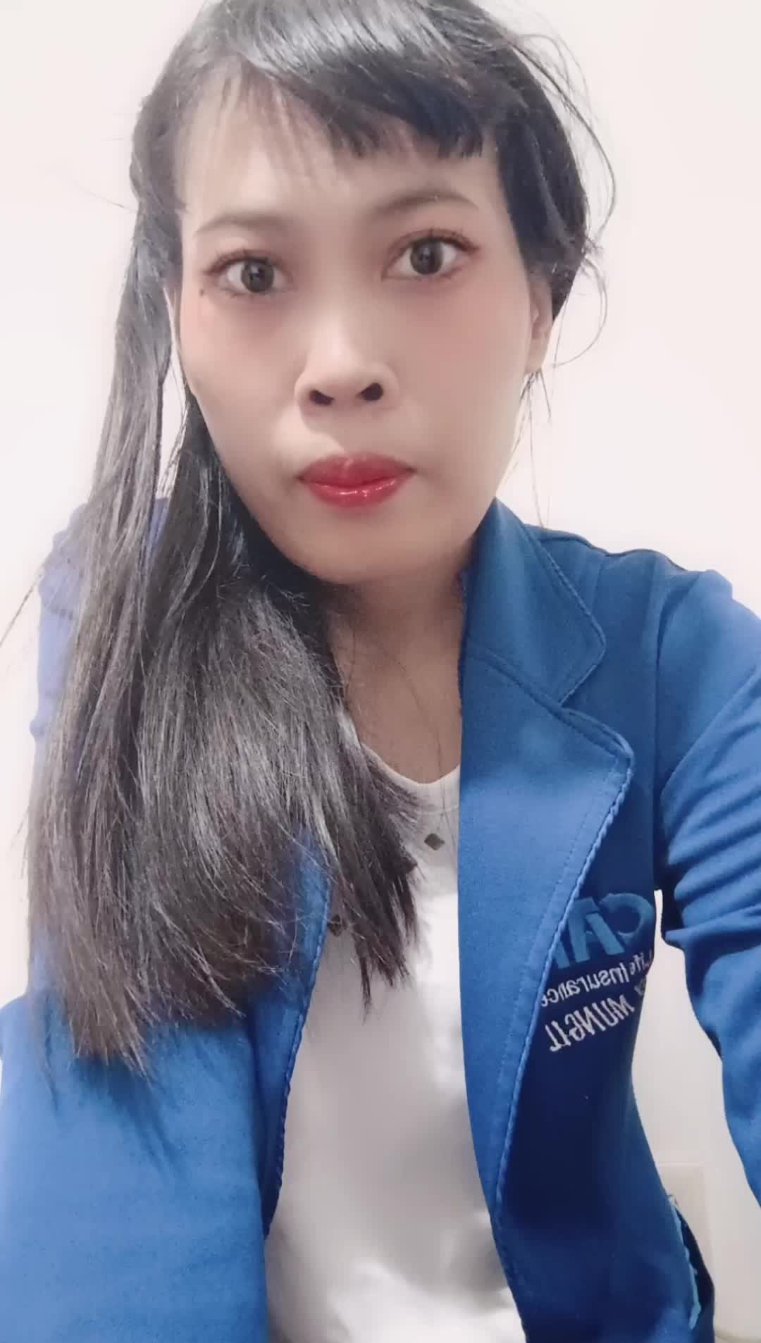 @Emi_mungil_bawel_pati