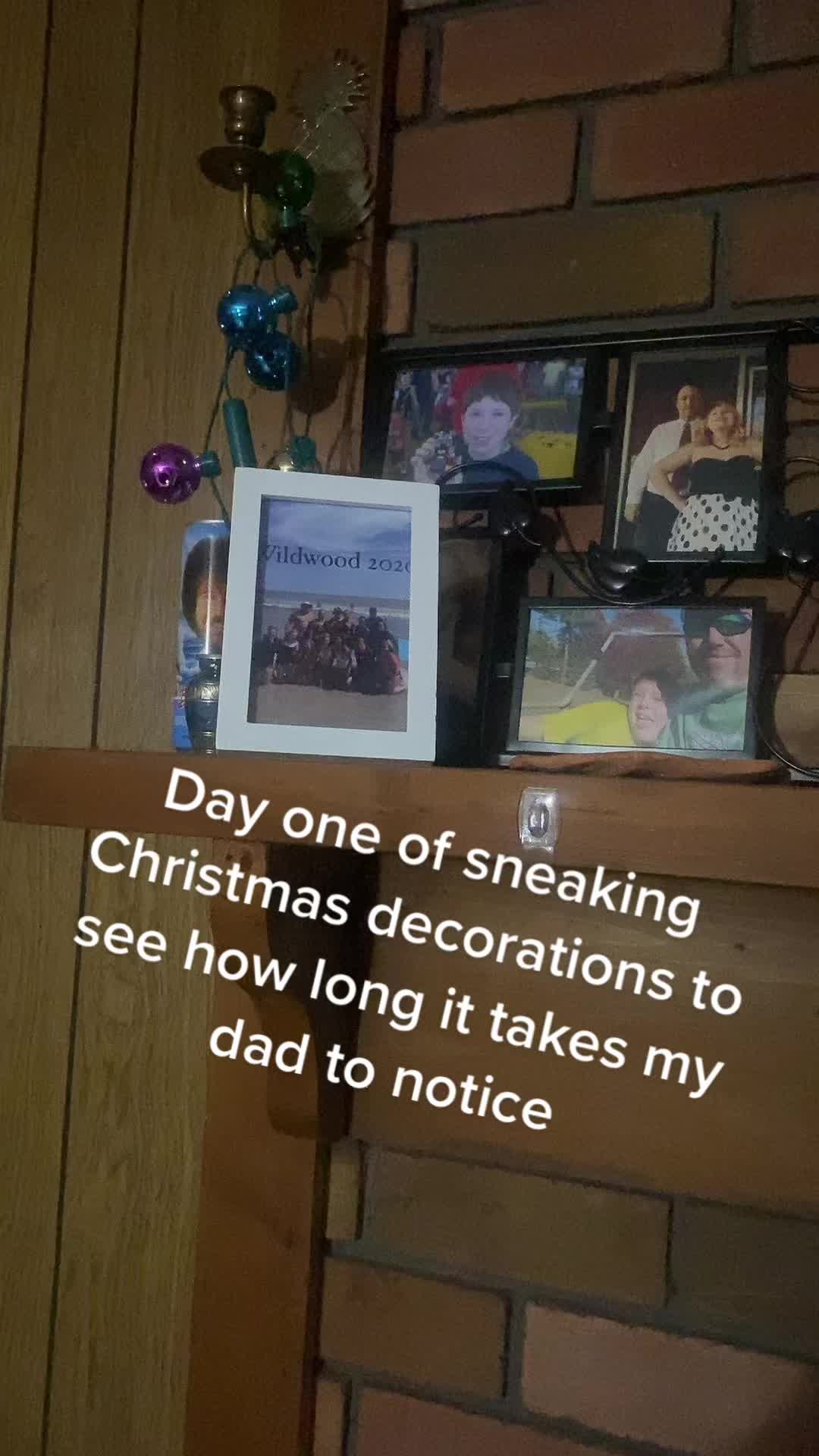 @Timeslotsandpolkadots
