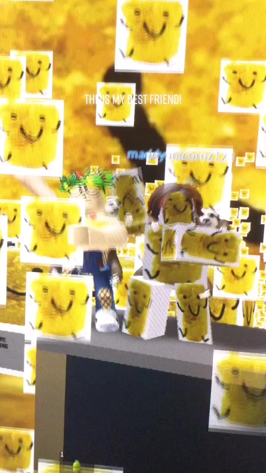 @Lizzy_PlaysRoblox