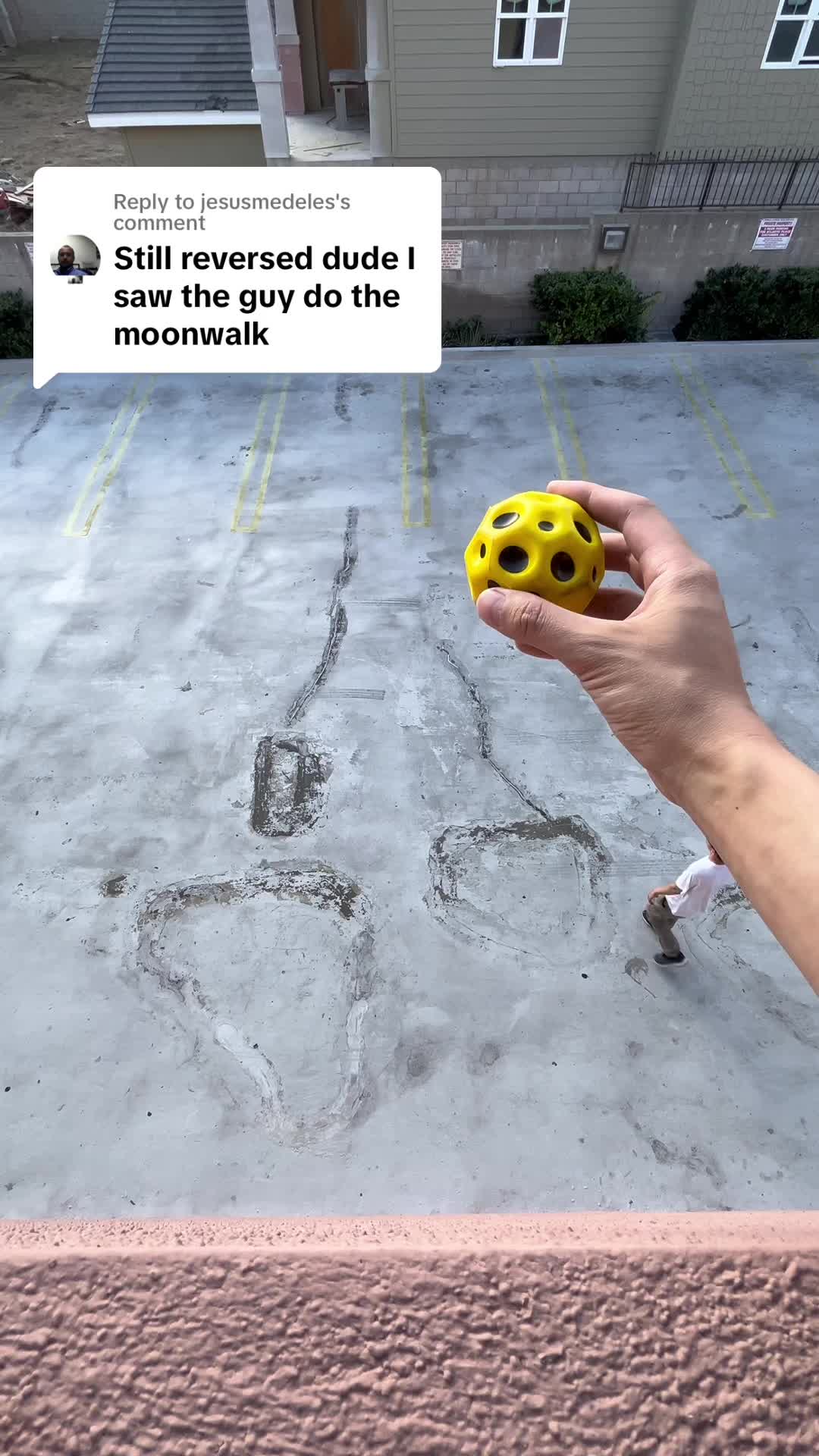 @exoball