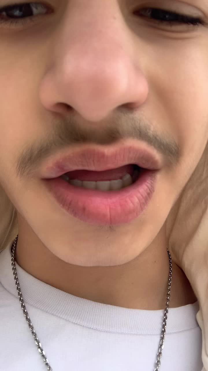 @…