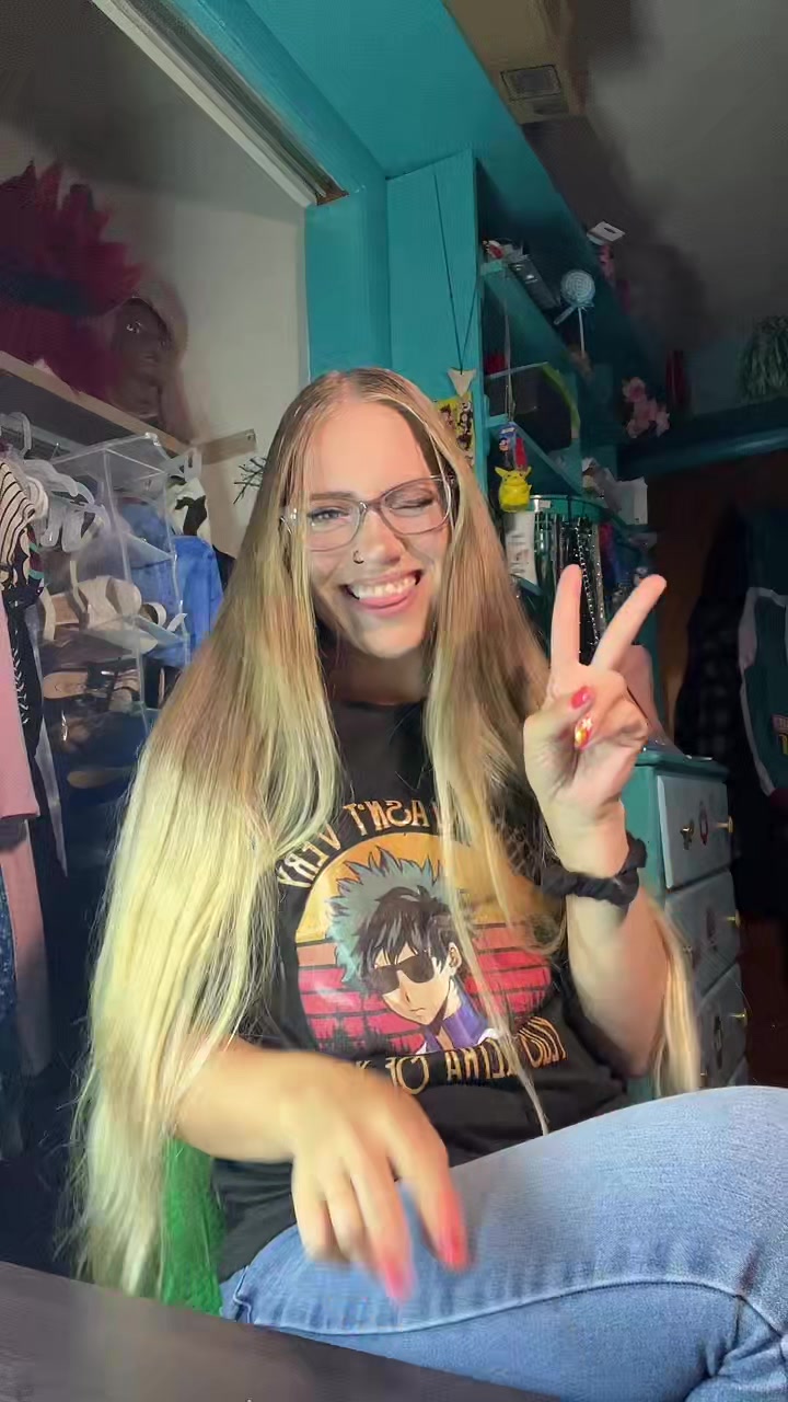 @✨𝓒𝓱𝓻𝓲𝓼𝓼𝔂✨
