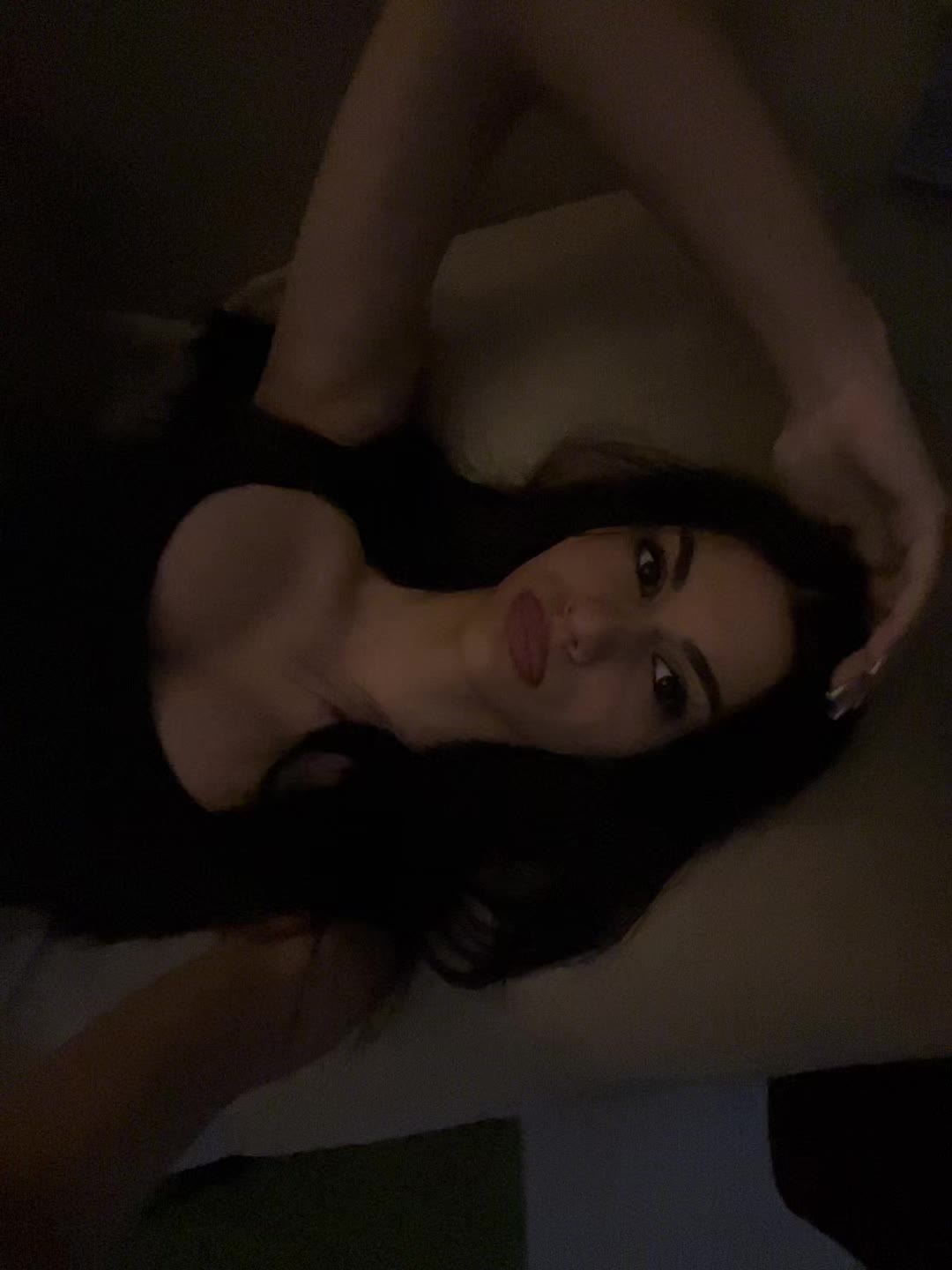 @миња