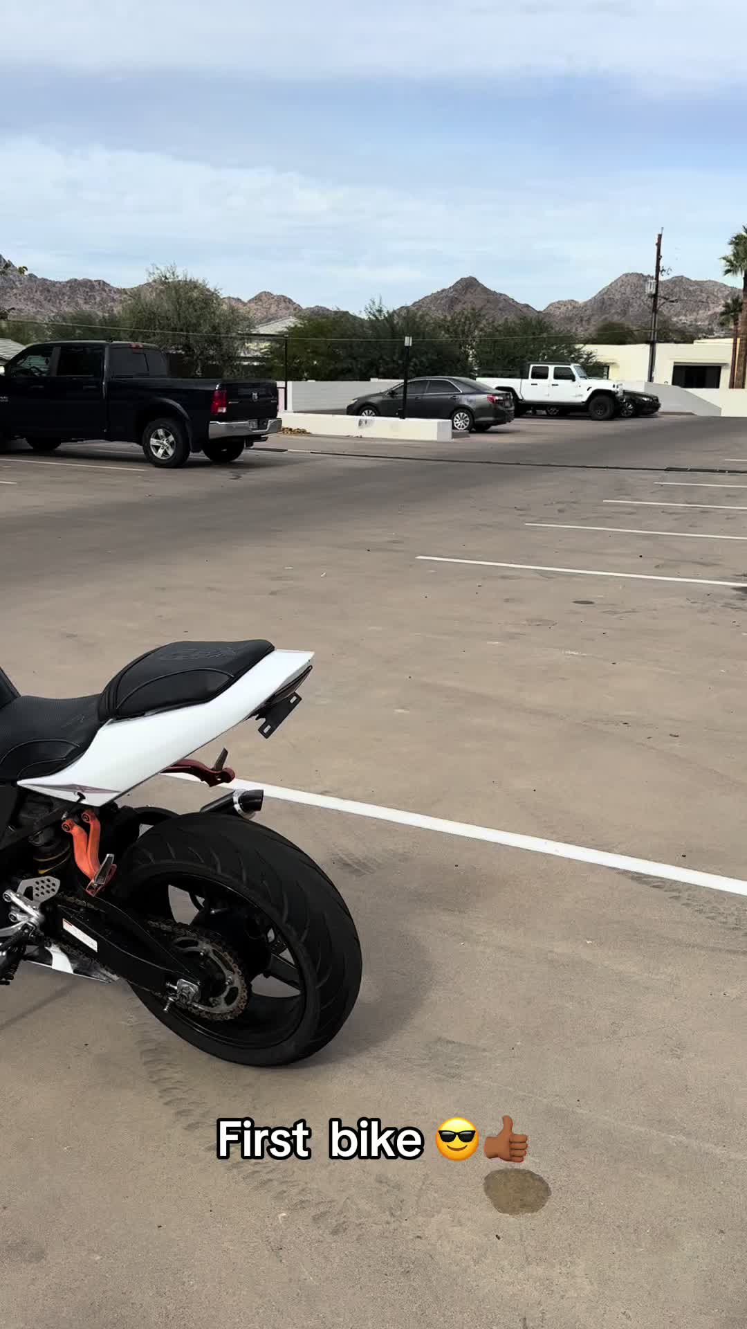 @izzythewavebuilder