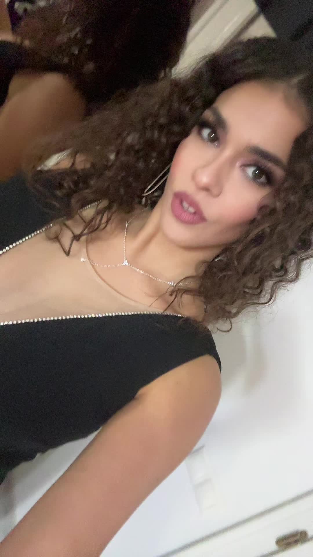 @𝑨𝒏𝒕𝒐𝒏𝒊𝒂 🍓