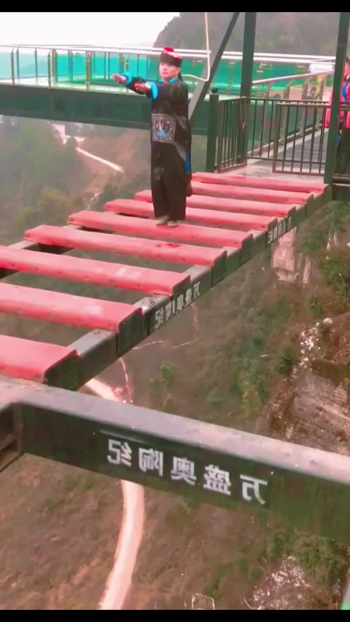@Mi.na