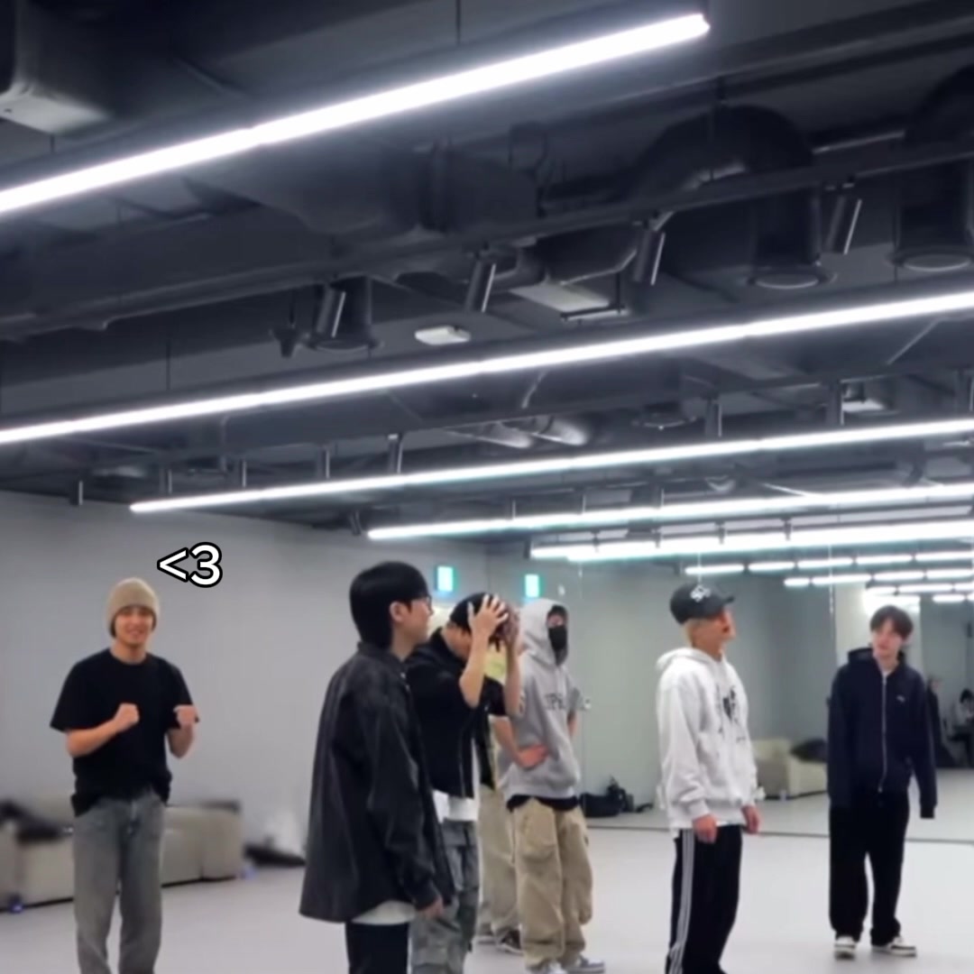 @taeminslittlewaist