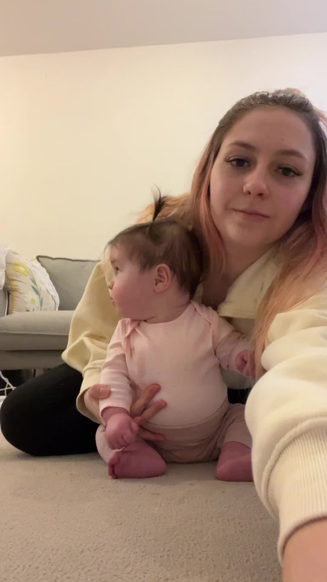 @Em, mummy of 2🐻