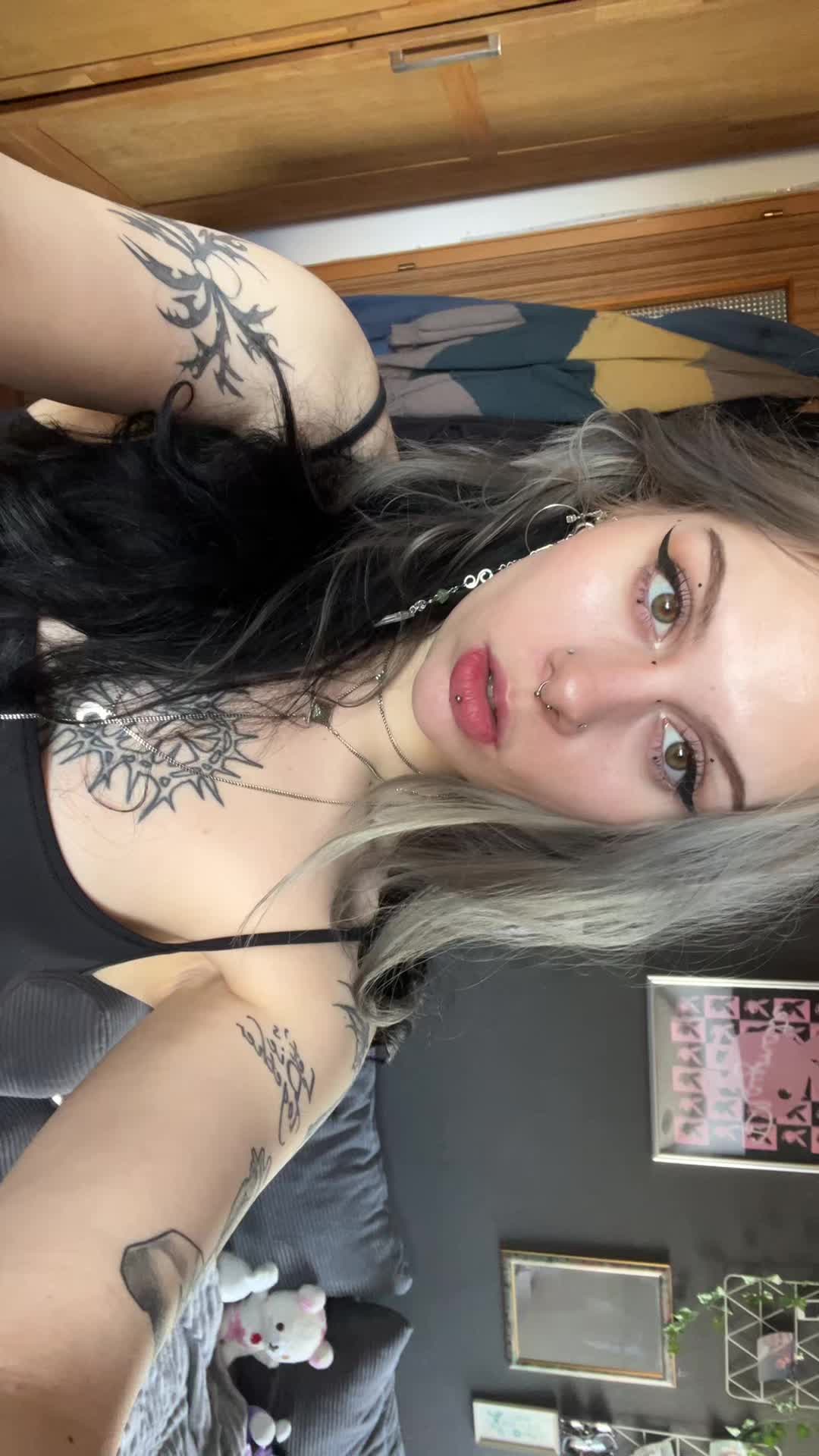 @callmebufbuf