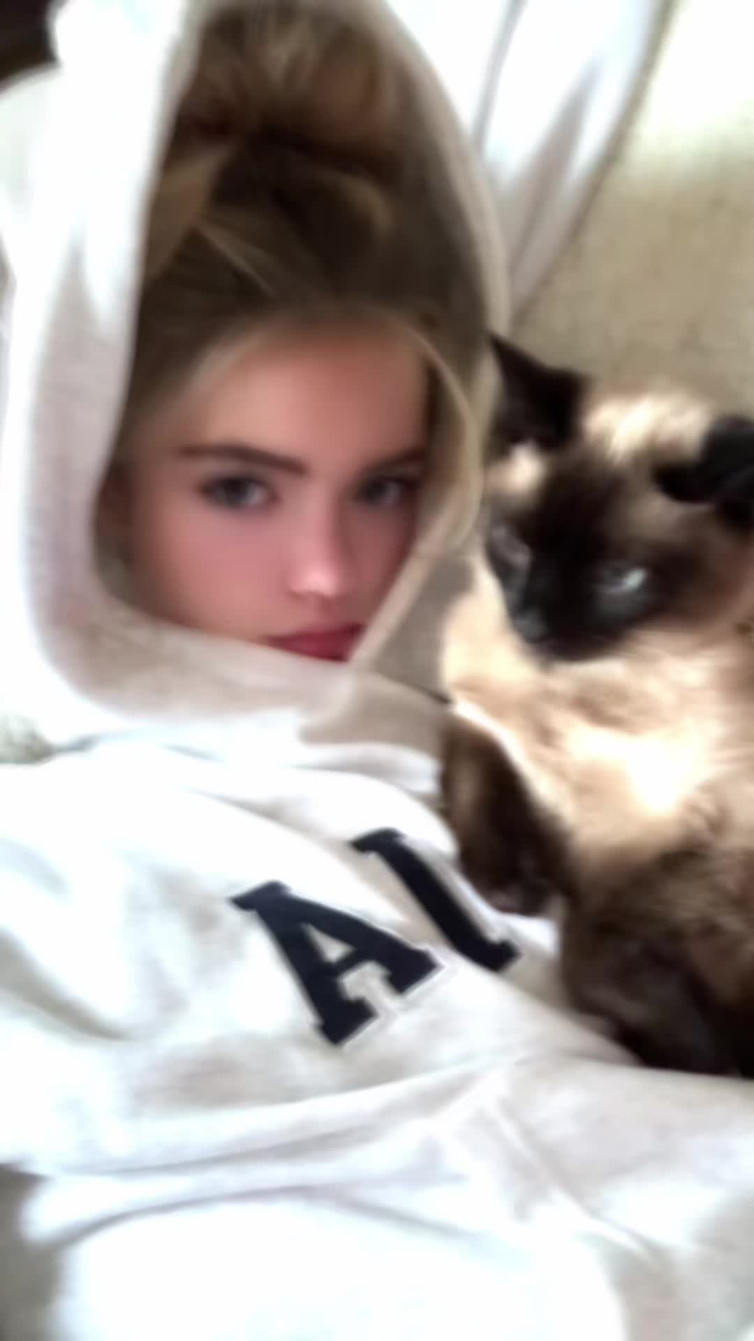 @nu